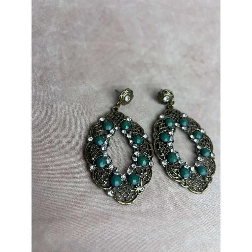 Vintage Turquoise and Gold Tone Earrings 1970s